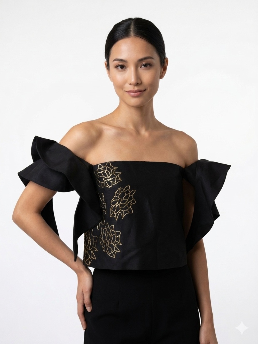 Michelle Meler black crop top L